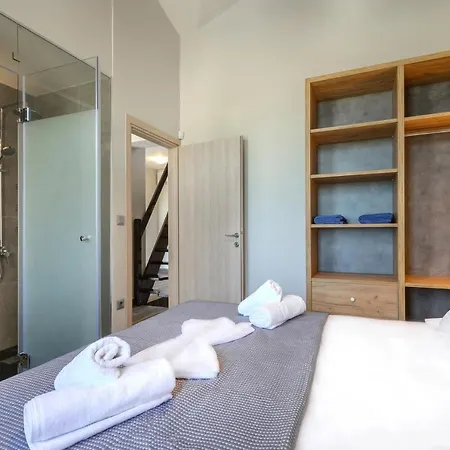 Serenity Apartment Develikia