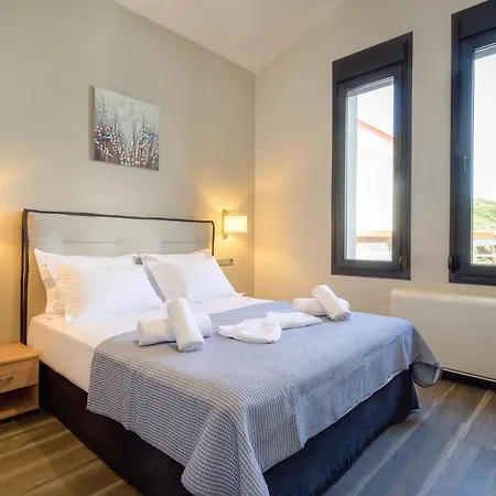 Serenity Apartment Develikia