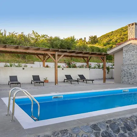 Serenity アパート *