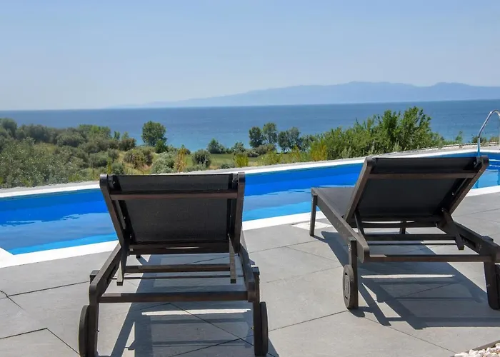 Serenity Apartamento Develíkia